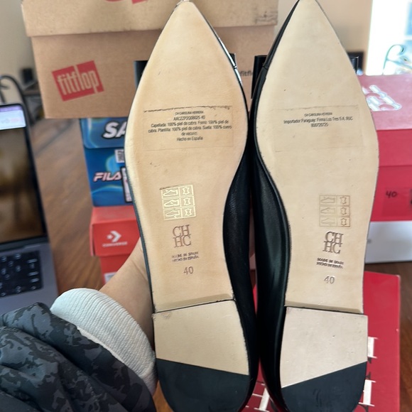 NIB Carolina Herrera bow black leather pointy toe flats sz 40 - Picture 4 of 4